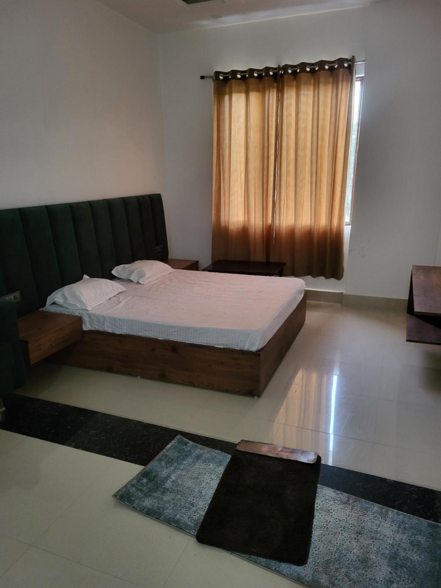 Mg Kitchen Banquet Hotel Kathua Exterior foto
